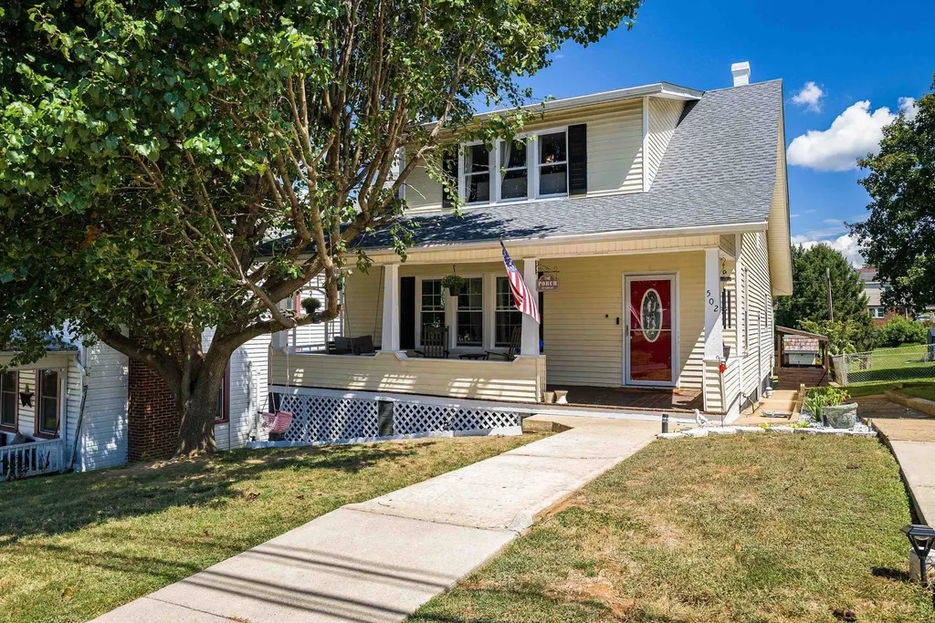 502 Third Street Shenandoah VA 22849