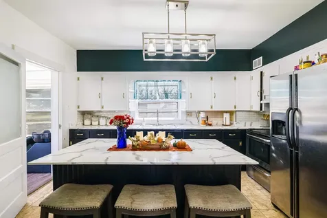 502 Third Street Shenandoah VA 22849