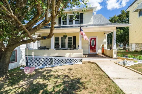502 Third Street Shenandoah VA 22849