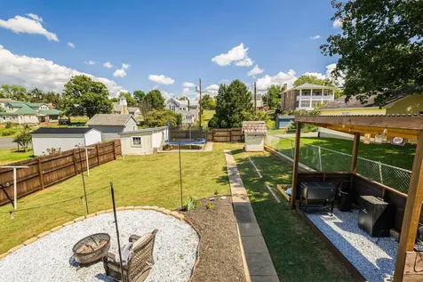 502 Third Street Shenandoah VA 22849