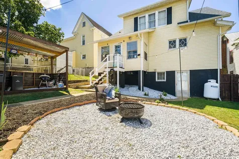 502 Third Street Shenandoah VA 22849
