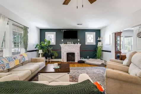 502 Third Street Shenandoah VA 22849