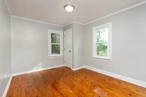 404 F Street Staunton VA 24401