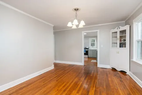 404 F Street Staunton VA 24401