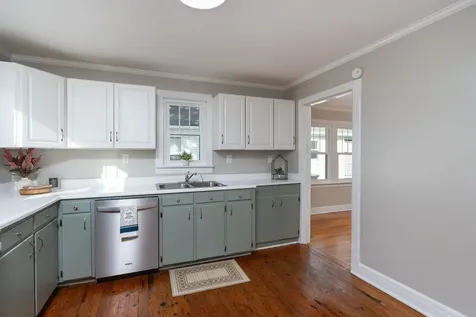 404 F Street Staunton VA 24401