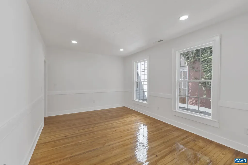 622 Front Street Lovingston VA 22949