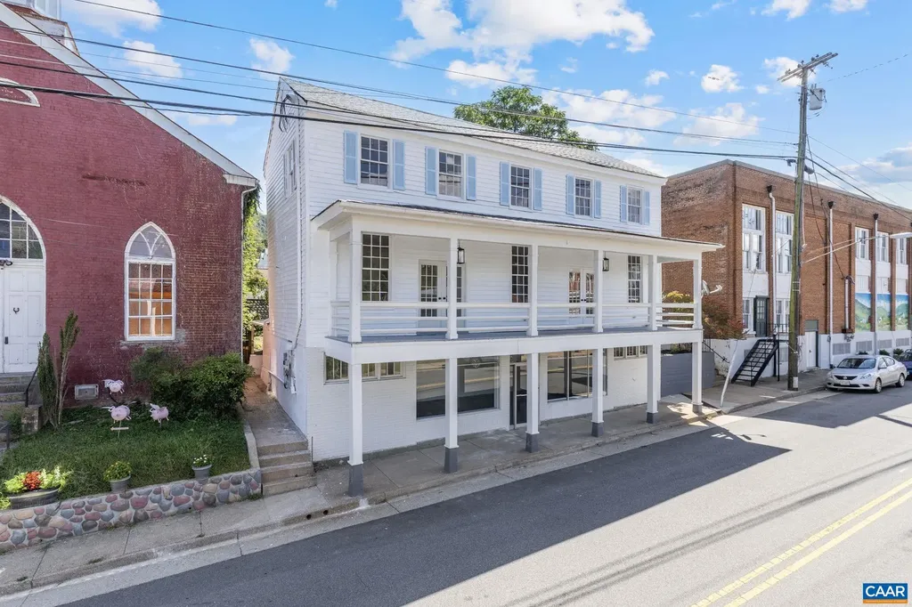 622 Front Street Lovingston VA 22949