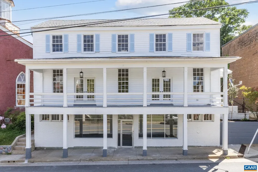 622 Front Street Lovingston VA 22949