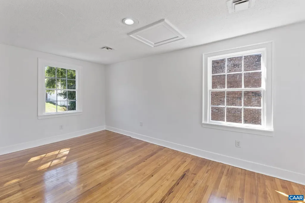 622 Front Street Lovingston VA 22949