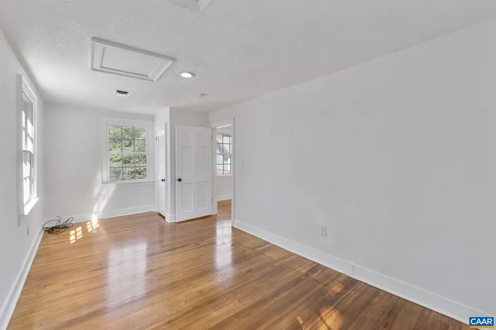 622 Front Street Lovingston VA 22949