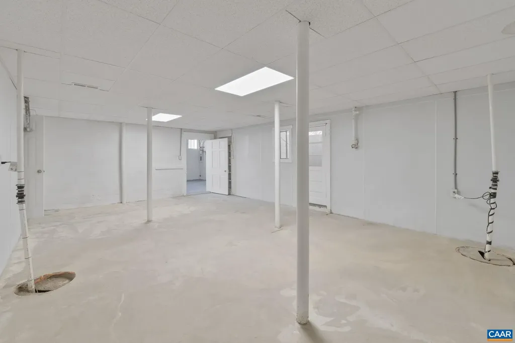 622 Front Street Lovingston VA 22949