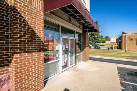 1028 Richmond Avenue Staunton VA 24401