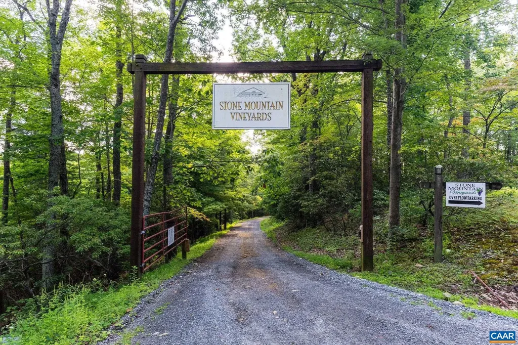 1376 Wyatt Mountain Road Dyke VA 22935