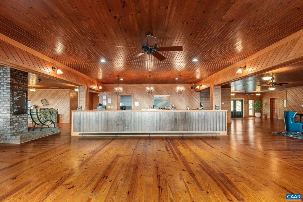 1376 Wyatt Mountain Road Dyke VA 22935