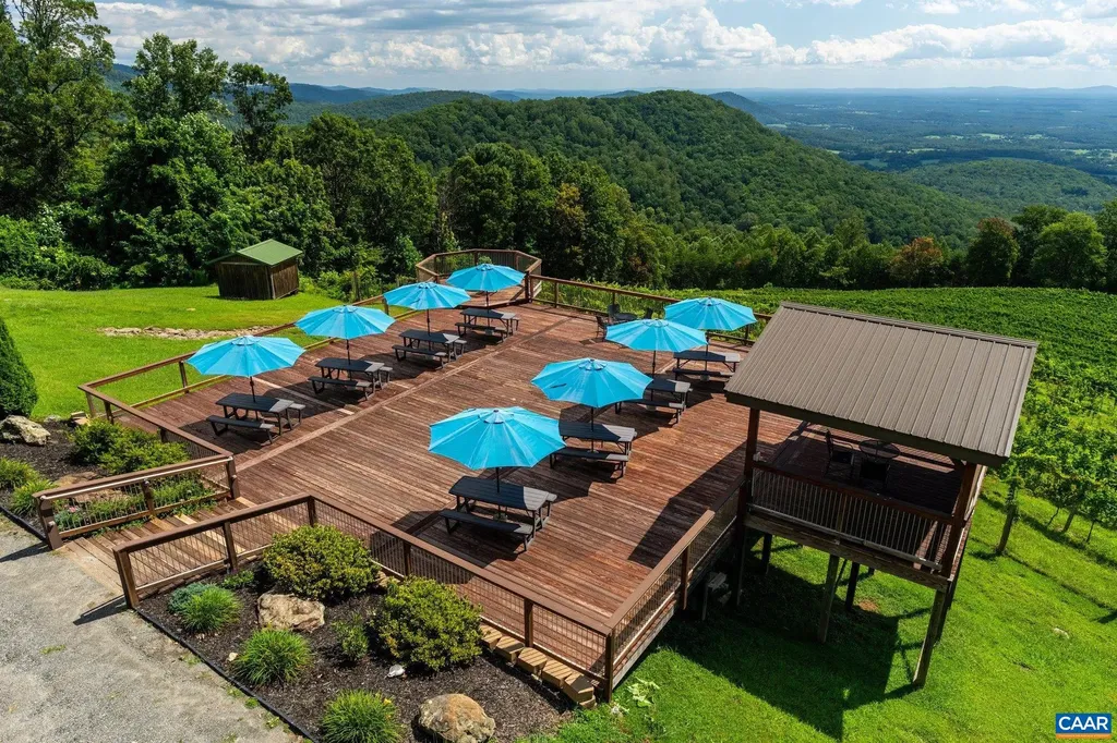 1376 Wyatt Mountain Road Dyke VA 22935