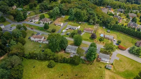 3385 Shen Lake Drive Rockingham VA 22801