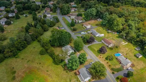 3385 Shen Lake Drive Rockingham VA 22801