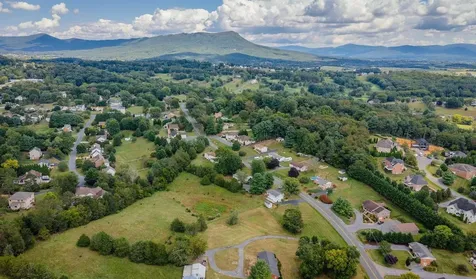 3385 Shen Lake Drive Rockingham VA 22801