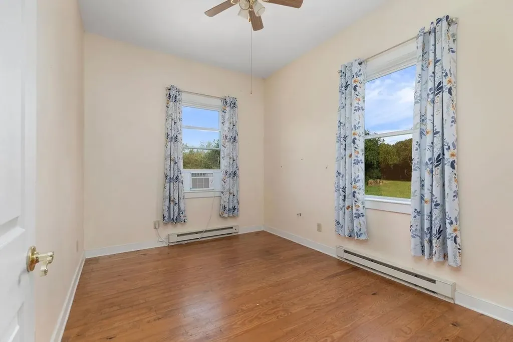 745 Albevanna Spring Road Scottsville VA 24590