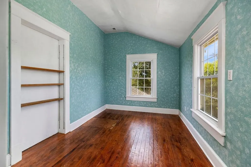 745 Albevanna Spring Road Scottsville VA 24590