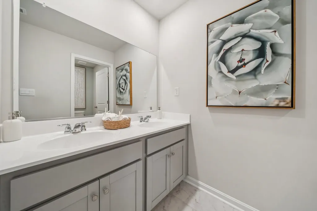 202 Glenmore Lane Keswick VA 22947