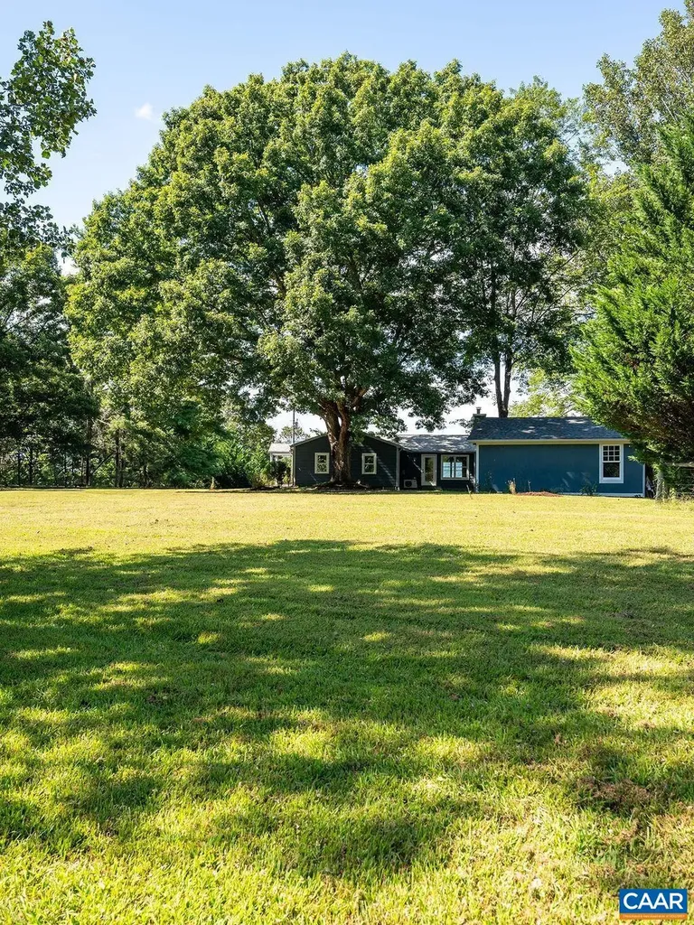 8165 Open Gate Lane Afton VA 22920