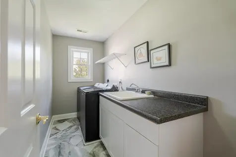 2950 Brookshire Drive Rockingham VA 22801