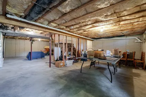 2950 Brookshire Drive Rockingham VA 22801