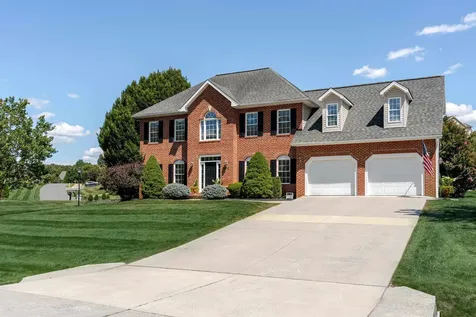 2950 Brookshire Drive Rockingham VA 22801