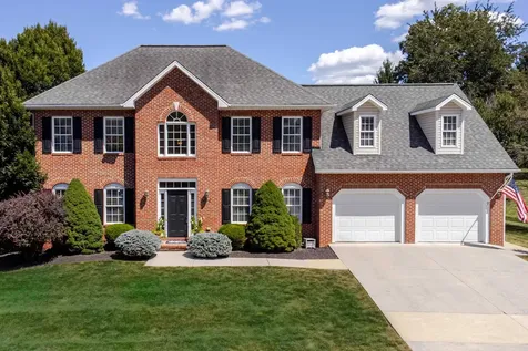 2950 Brookshire Drive Rockingham VA 22801