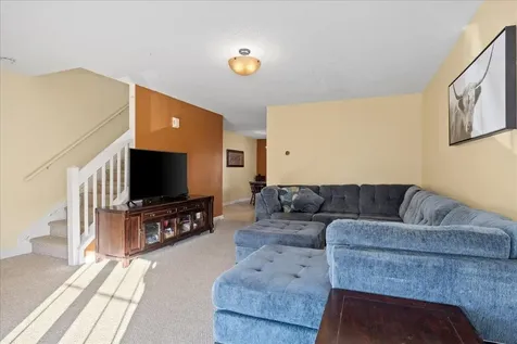 1123 Patrick Henry Place Harrisonburg VA 22802