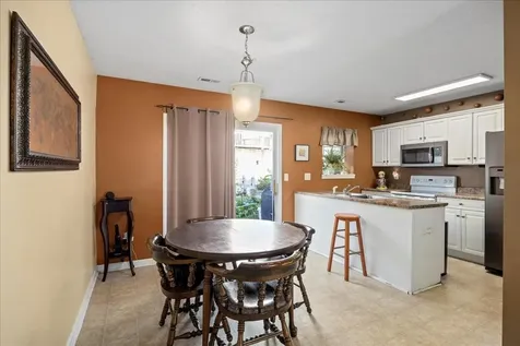1123 Patrick Henry Place Harrisonburg VA 22802
