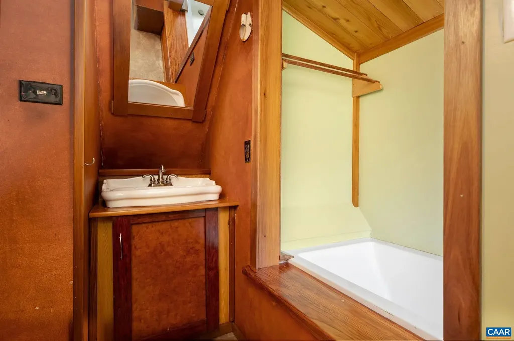 6265 Midway Road Charlottesville VA 22903