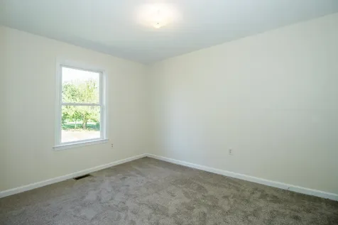 439 Summit Avenue N Woodstock VA 22664