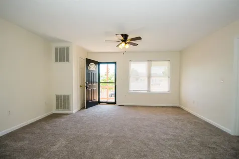 439 Summit Avenue N Woodstock VA 22664