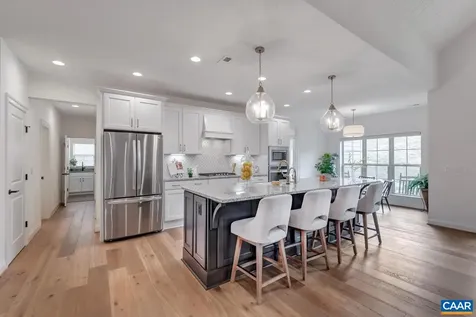 10 Eagle View Charlottesville VA 22920