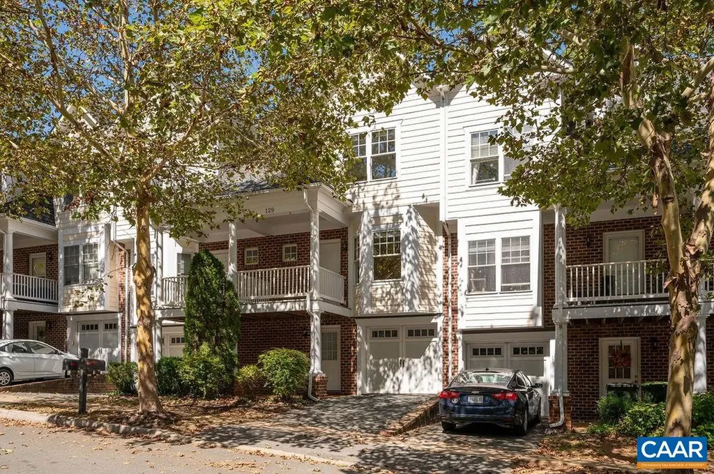 129 Old Fifth Circle Charlottesville VA 22903