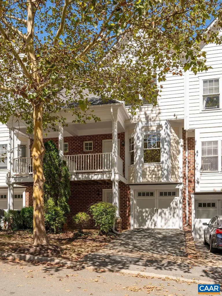 129 Old Fifth Circle Charlottesville VA 22903