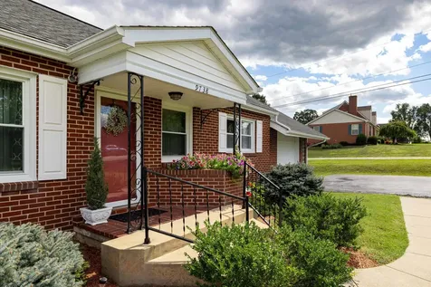 9738 Fairway Drive New Market VA 22844