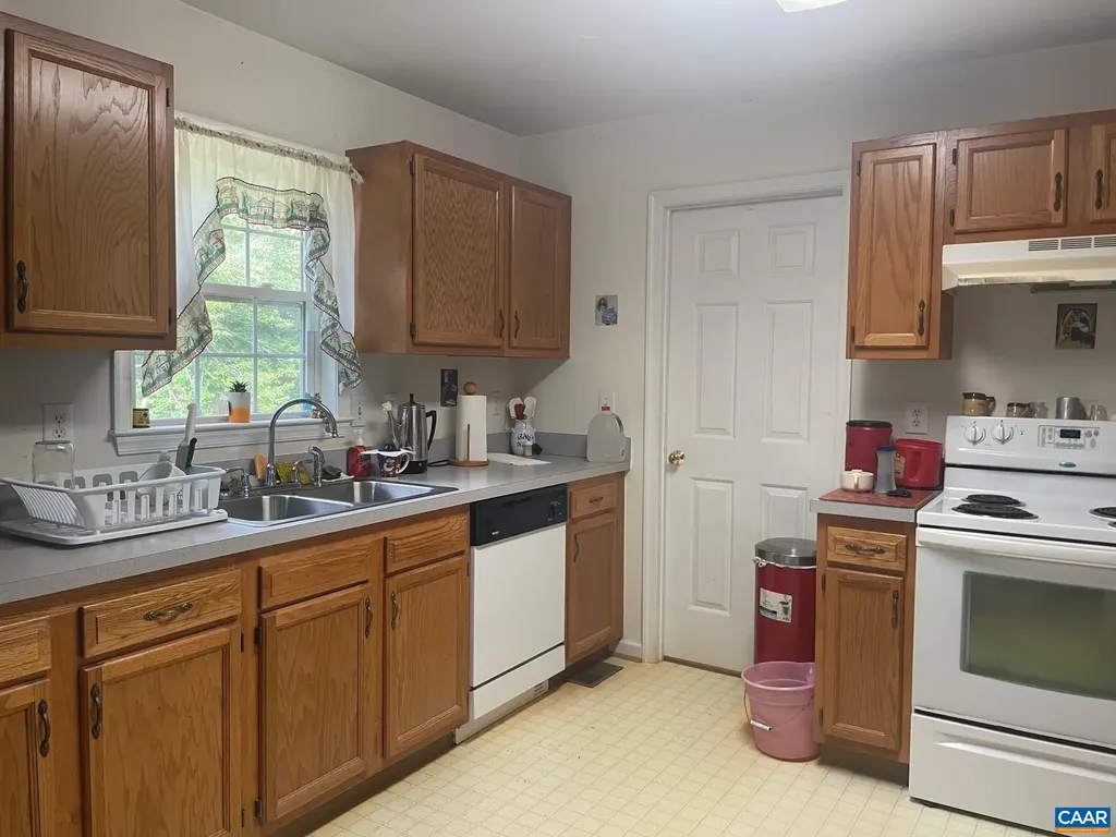 217 Cool Water Lane Gordonsville VA 22942