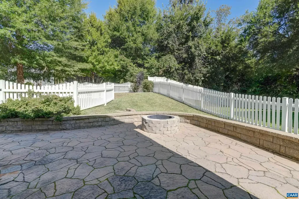 1059 Killdeer Lane Crozet VA 22932