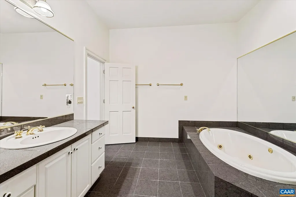 1462 Owensville Road Charlottesville VA 22901