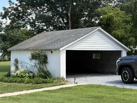 1831 Barrenridge Road Staunton VA 24401