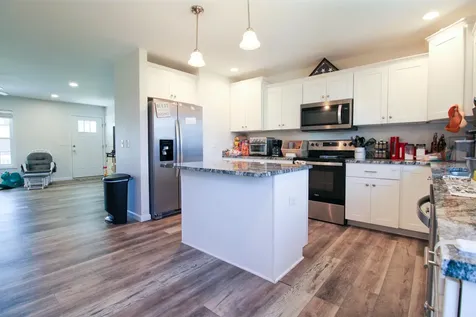 405 11th Street Grottoes VA 24441