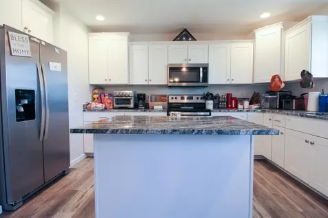 405 11th Street Grottoes VA 24441