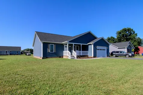 405 11th Street Grottoes VA 24441
