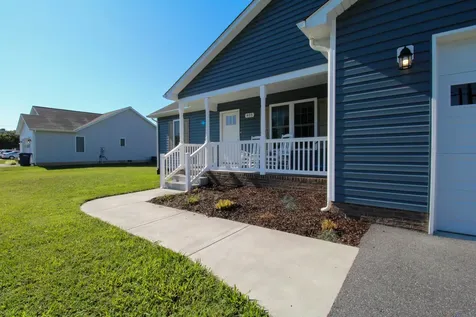 405 11th Street Grottoes VA 24441