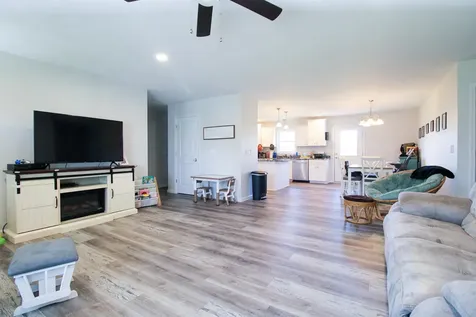 405 11th Street Grottoes VA 24441