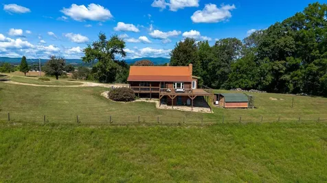 165 Blair Hill Lane Staunton VA 24401
