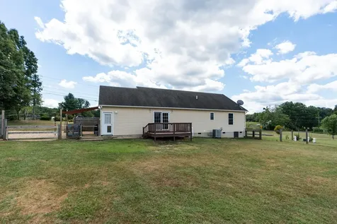 2035 Cold Springs Road Stuarts Draft VA 24477